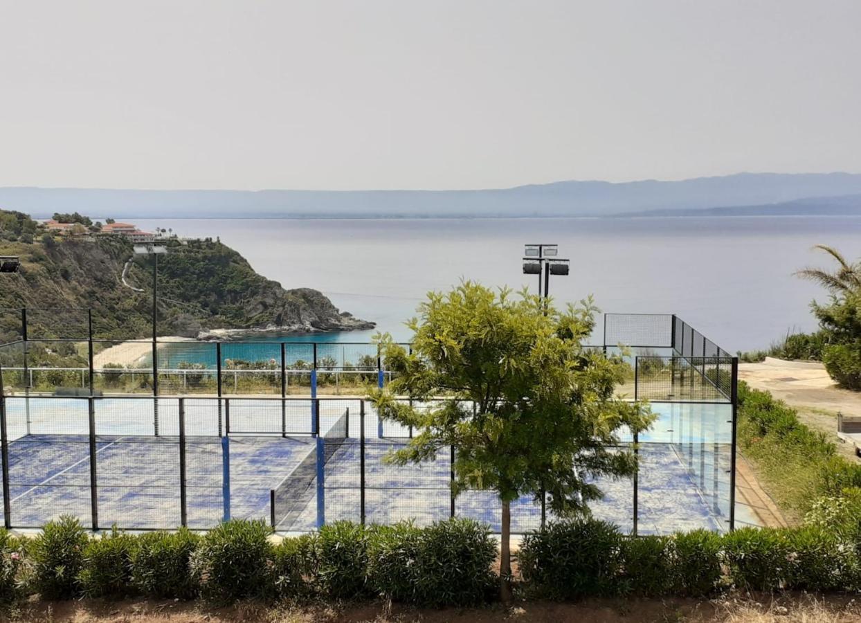 Blue Bay Resort Capo Vaticano Exterior photo