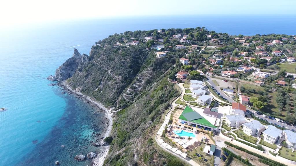 Blue Bay Resort Capo Vaticano Exterior photo